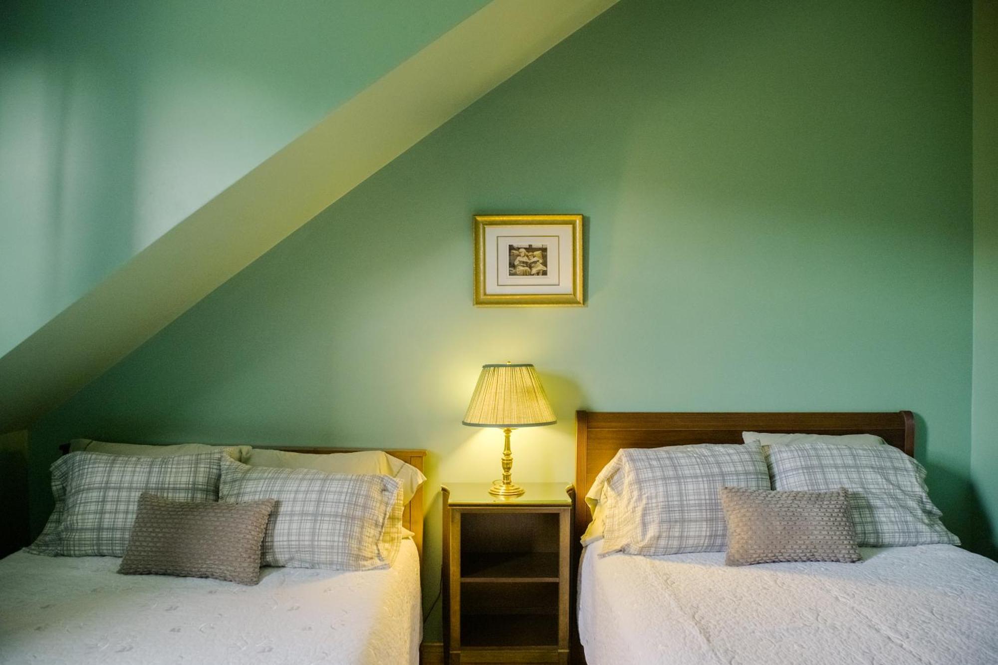 Chanterelle Inn & Cottages Baddeck Inlet Zewnętrze zdjęcie